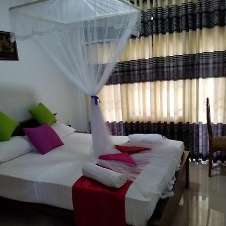Yashumi Homestay Dambulla Eksteriør bilde