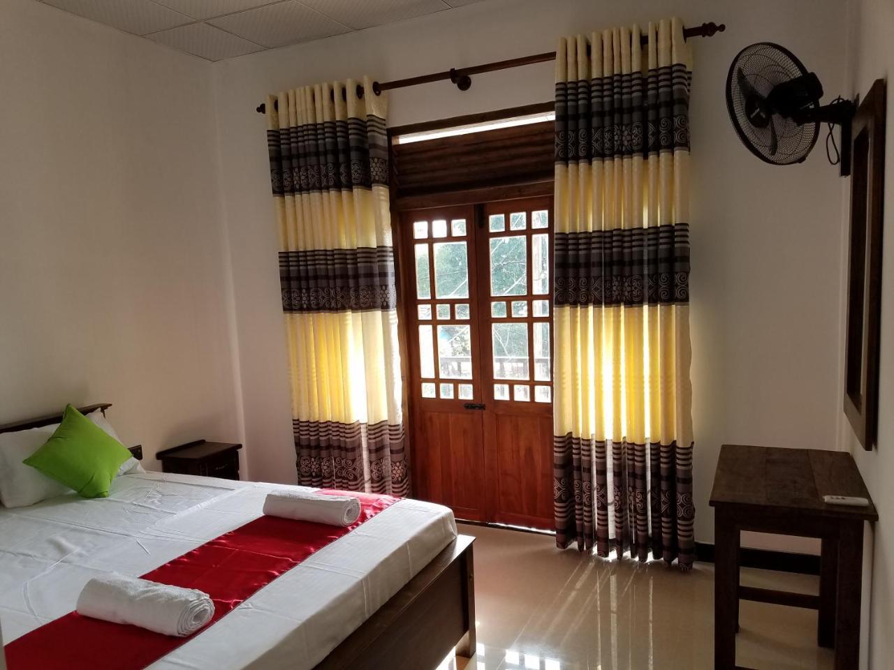 Yashumi Homestay Dambulla Eksteriør bilde