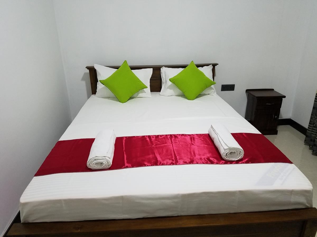Yashumi Homestay Dambulla Eksteriør bilde