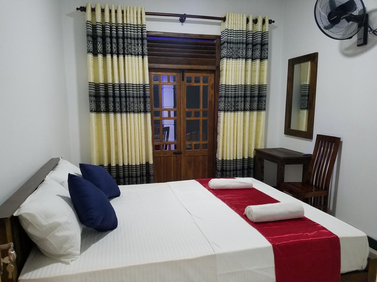 Yashumi Homestay Dambulla Eksteriør bilde