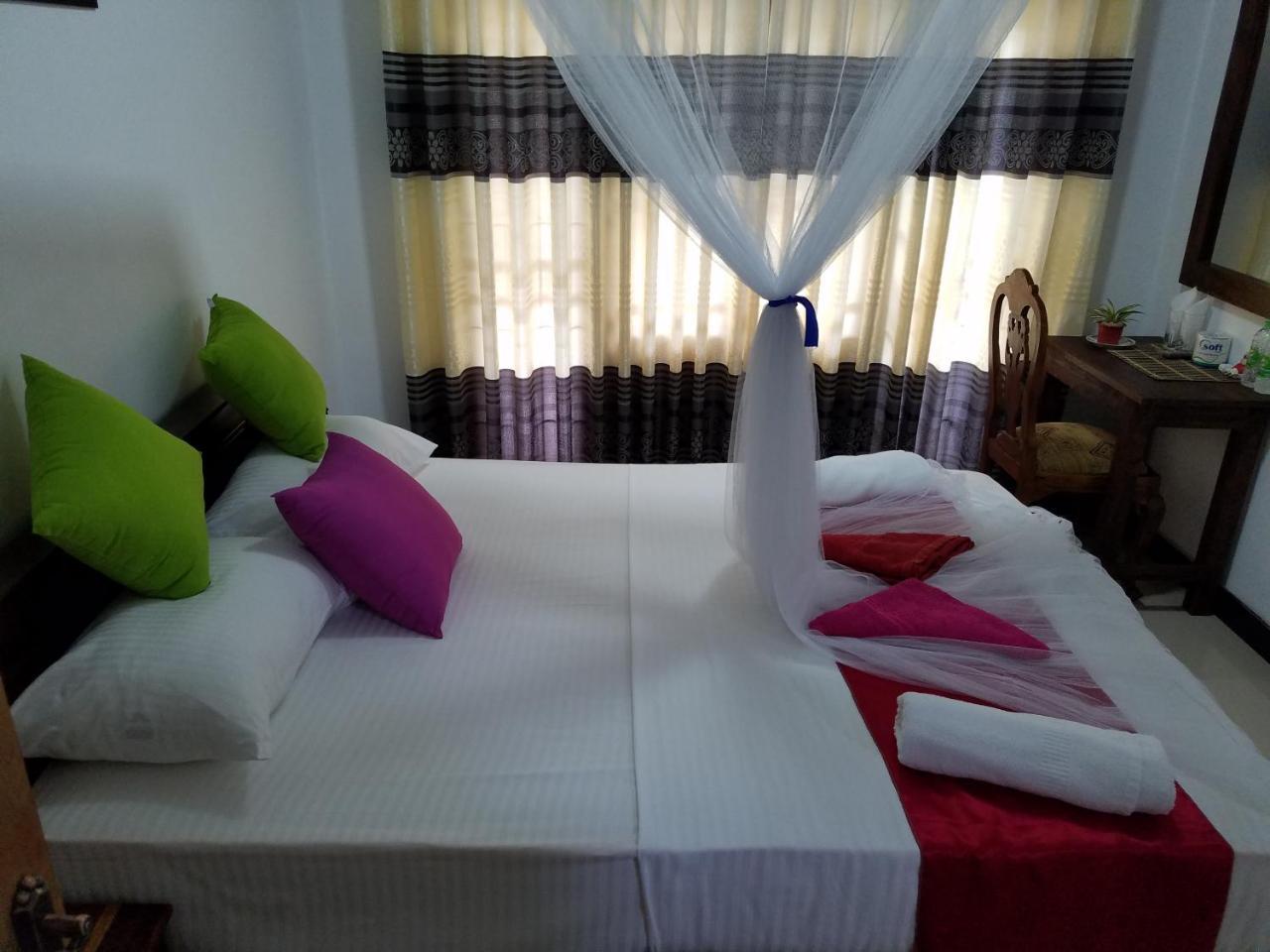 Yashumi Homestay Dambulla Eksteriør bilde